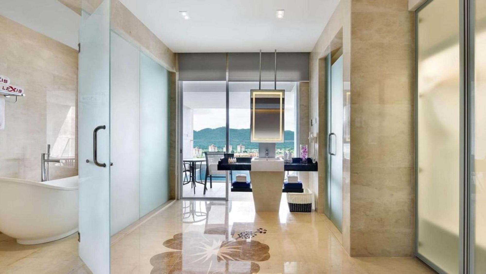 Lexis Suites Penang Байан-Лепас Экстерьер фото